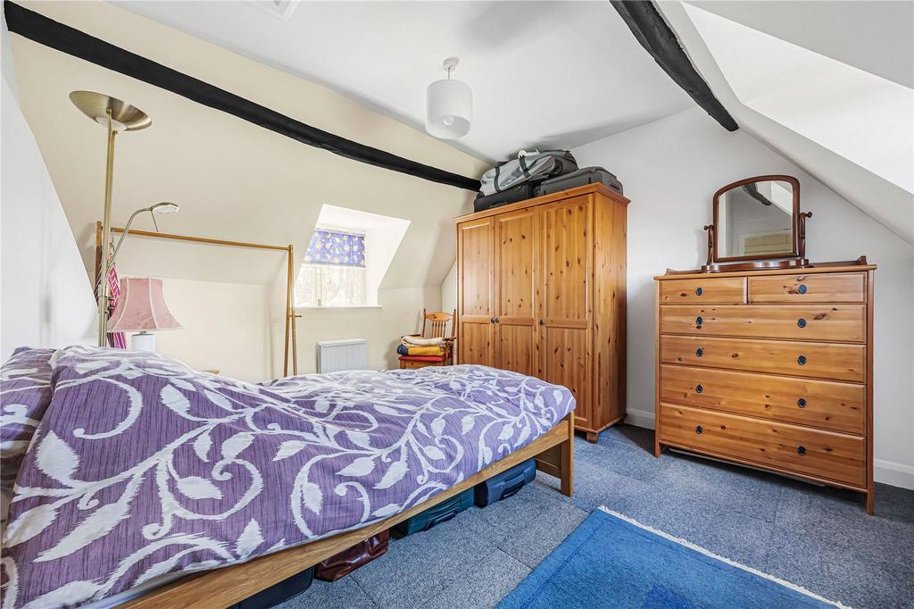 House in Oxford, Barton - More