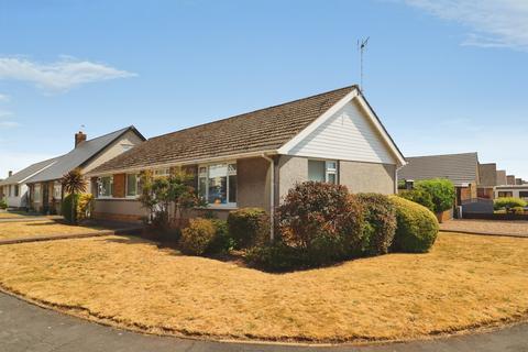 3 bedroom detached bungalow for sale, Minehead Avenue, Sully, Penarth