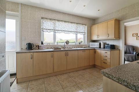 3 bedroom detached bungalow for sale, Minehead Avenue, Sully, Penarth