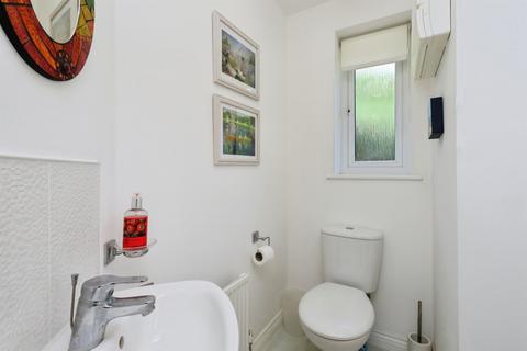 3 bedroom terraced house for sale, Brunel Drive, Hailsham
