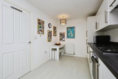 3 bedroom terraced house for sale, Brunel Drive, Hailsham