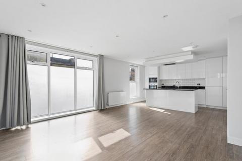 2 bedroom apartment to rent, St John’s Road, Watford WD17