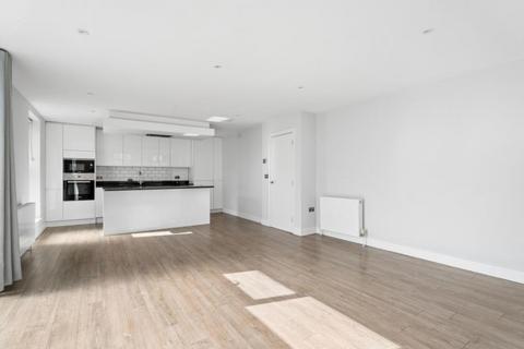 2 bedroom apartment to rent, St John’s Road, Watford WD17