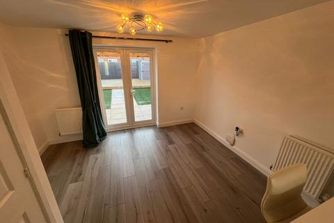 3 bedroom end of terrace house to rent, Brockwell Park, Kingswood, Hull, East Riding of Yorkshi, HU7