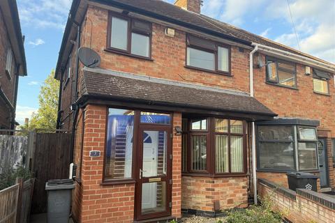 3 bedroom house to rent, Bryngarth Crescent, Leicester