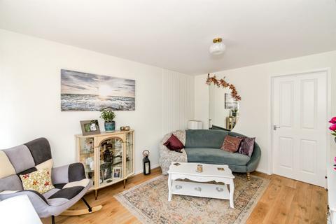 2 bedroom end of terrace house for sale, Neville Drive, ROMSEY