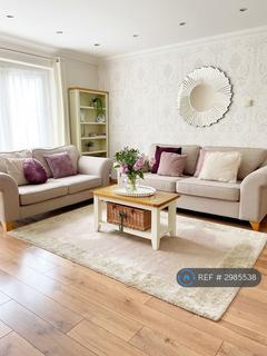 3 bedroom end of terrace house to rent, Dabbling Close, Kent, DA8
