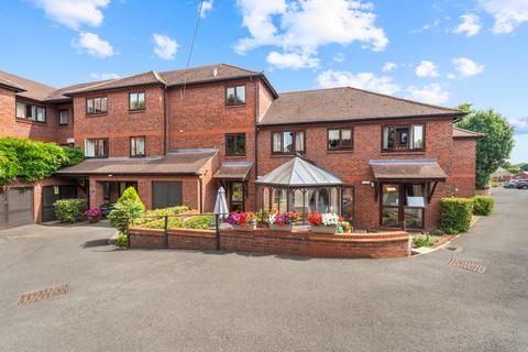 1 bedroom flat for sale, Pond Court The Ridgeway, Codicote, SG4