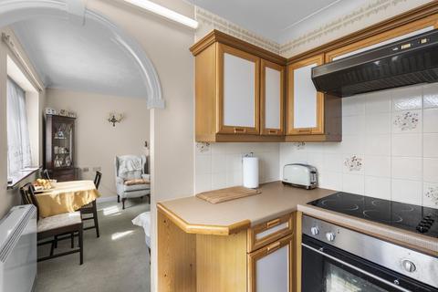 1 bedroom flat for sale, Pond Court The Ridgeway, Codicote, SG4
