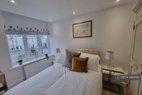 1 bedroom flat to rent, County Heights, Bournemouth, BH1