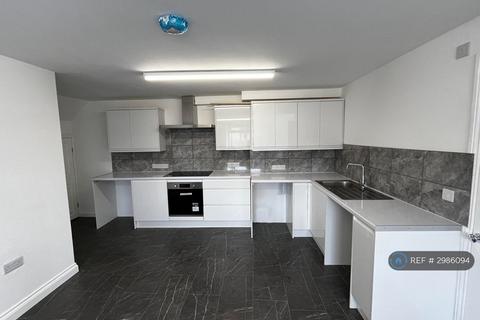 2 bedroom flat to rent, St Levans Rd, Plymouth, PL2