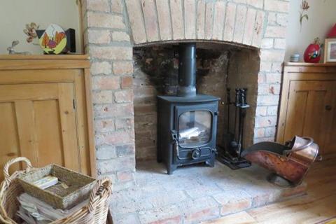 3 bedroom cottage to rent, Hoby Road, Thrussington, LE7
