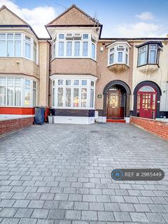 3 bedroom terraced house to rent, Cavendish Gardens, Barking, IG11