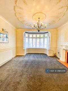 3 bedroom terraced house to rent, Cavendish Gardens, Barking, IG11