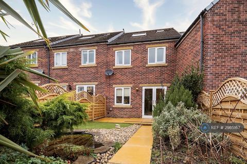 3 bedroom terraced house to rent, Capel St, Sheffield, S6