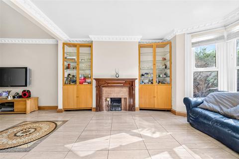4 bedroom terraced house for sale, Pembroke Road, Ilford