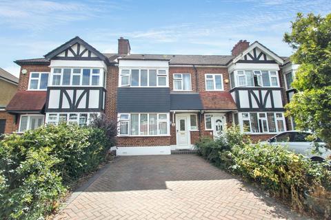 Brackley Square, Woodford Green, IG8