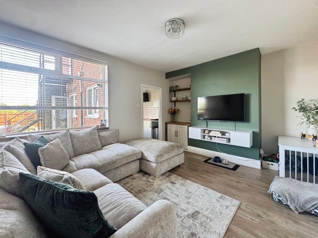 Apartment in North Tyneside, North East - View 5