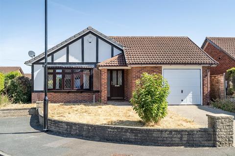 3 bedroom detached bungalow for sale, Woodleigh Close, Strensall, York, YO32 5AQ