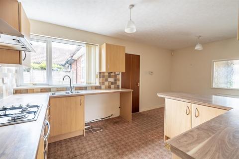 3 bedroom detached bungalow for sale, Woodleigh Close, Strensall, York, YO32 5AQ