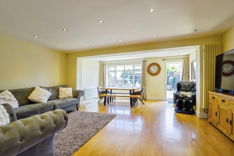 3 bedroom terraced house for sale, Southwark Road, ROCHESTER, Kent, ME2