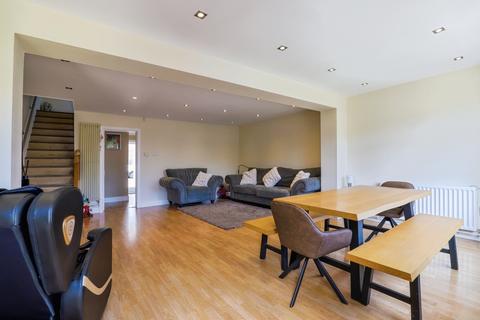3 bedroom terraced house for sale, Southwark Road, ROCHESTER, Kent, ME2