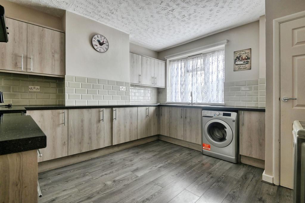 Apartment in Birmingham, Lyndon Green - View 5