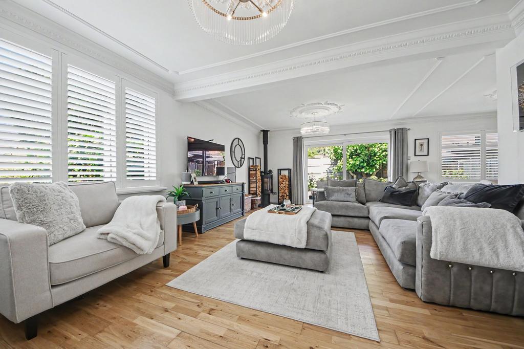 House in Southampton - View 6