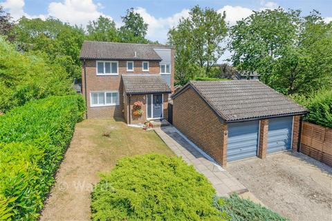 4 bedroom detached house for sale, Redhill Wood, Longfield DA3