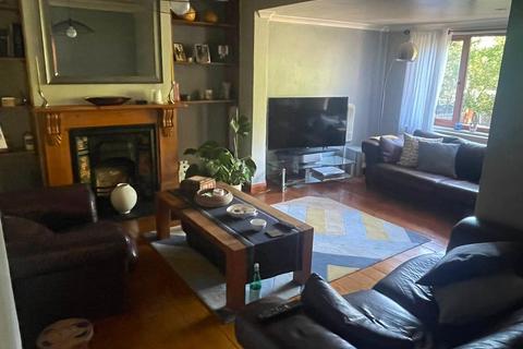 5 bedroom semi-detached house for sale, London NW4