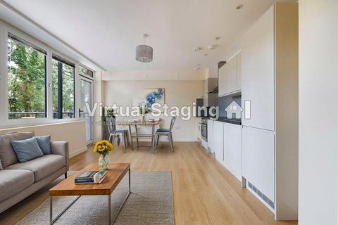 1 bedroom flat for sale, Challenge Court, Leatherhead, KT22