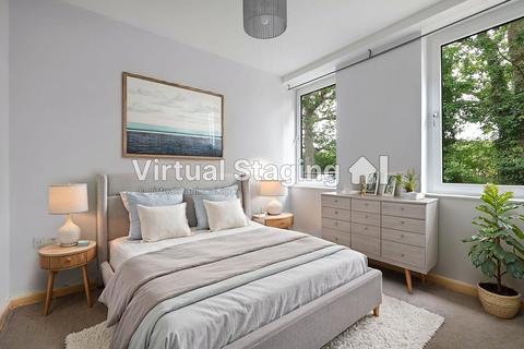1 bedroom flat for sale, Challenge Court, Leatherhead, KT22