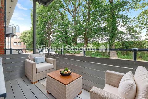 1 bedroom flat for sale, Challenge Court, Leatherhead, KT22