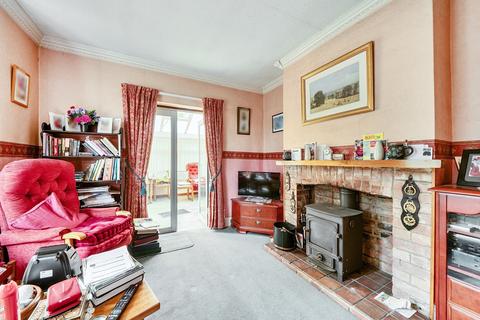 3 bedroom bungalow for sale, Shilton Road, Carterton, Oxfordshire