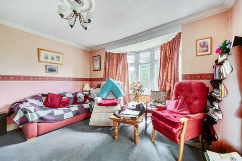 3 bedroom bungalow for sale, Shilton Road, Carterton, Oxfordshire
