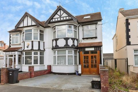4 bedroom semi-detached house for sale, Brantwood Gardens, Ilford, IG4
