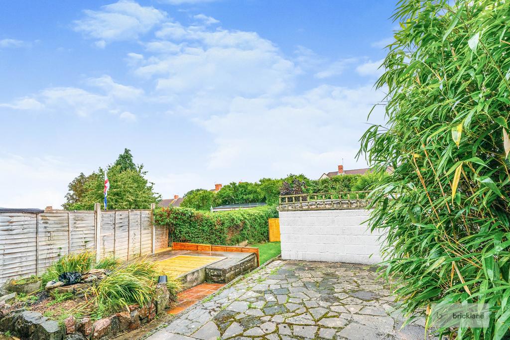 House in Bristol, Hillfields, Fishponds - More