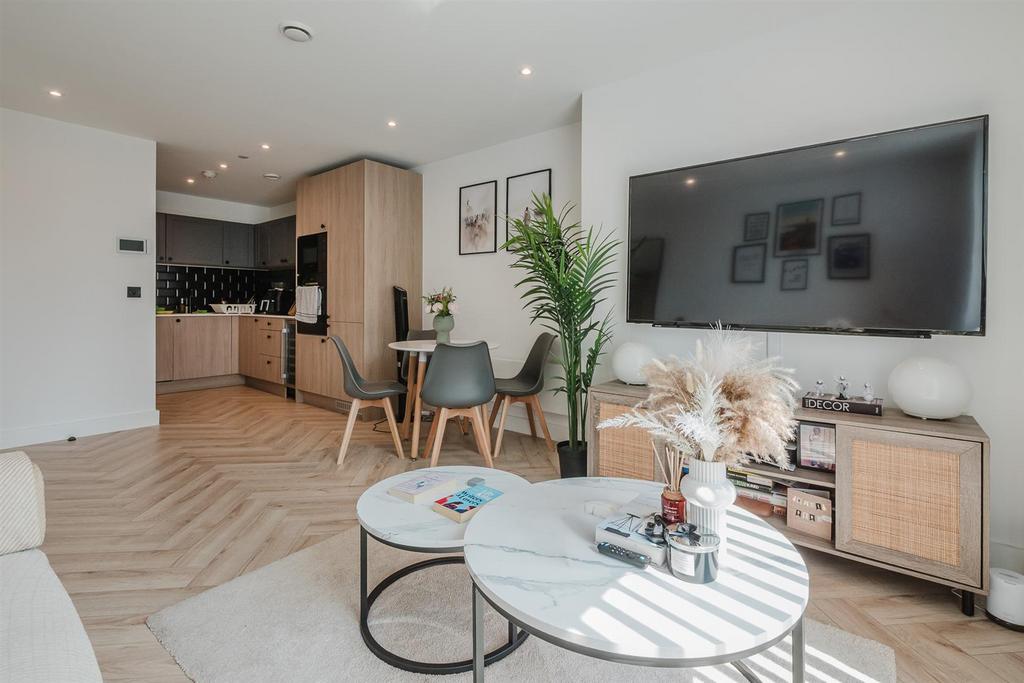 Apartment in Manchester, City Centre - View 2