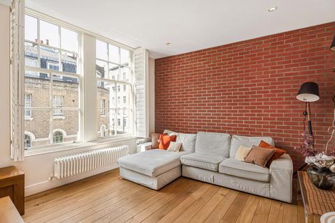 Long Acre, London, WC2E