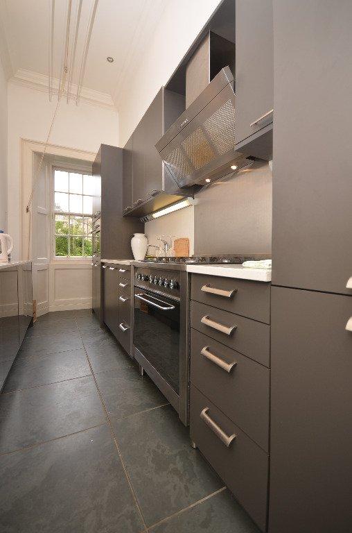 Leopold Place, Edinburgh, EH7 - View 4