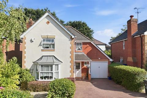 Catherine Close, Loughton