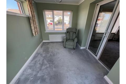 2 bedroom semi-detached bungalow for sale, 18 Whinny Rig, Heathhall, Dumfries, DG1 3RJ