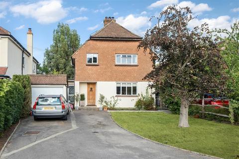 3 bedroom house for sale, Surrey Gardens, Effingham Junction