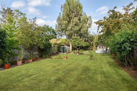 3 bedroom house for sale, Surrey Gardens, Effingham Junction