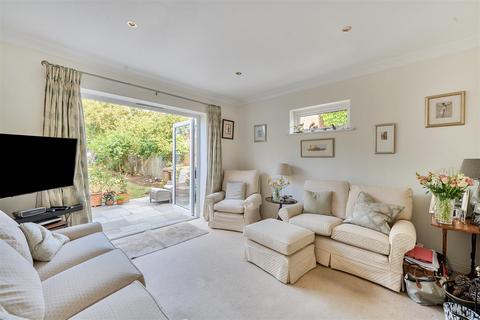 3 bedroom house for sale, Surrey Gardens, Effingham Junction