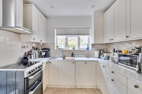 3 bedroom house for sale, Surrey Gardens, Effingham Junction