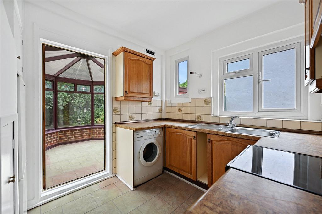 House in London - View 2
