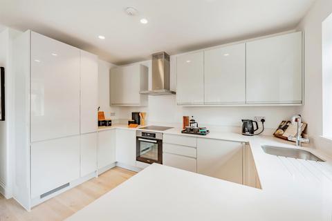 2 bedroom apartment for sale, Oakhurst, East Grinstead