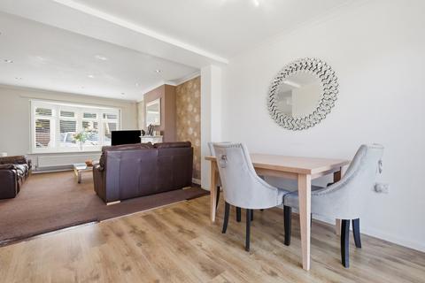4 bedroom detached house for sale, Victoria Drive, Southend-on-sea, SS3