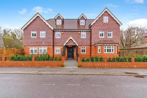 2 bedroom apartment for sale, Oakhurst, East Grinstead